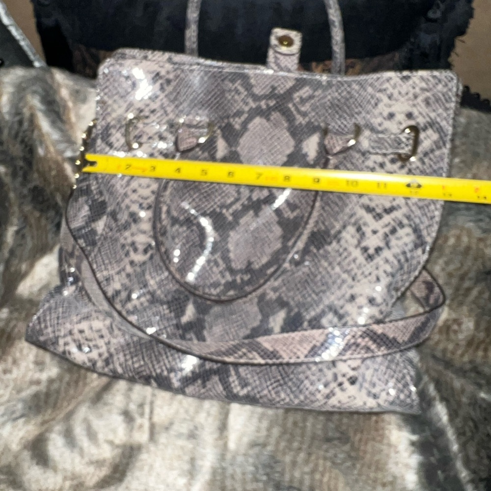 Michael Kors Large Embossed Python Bag - Picture 6 of 8